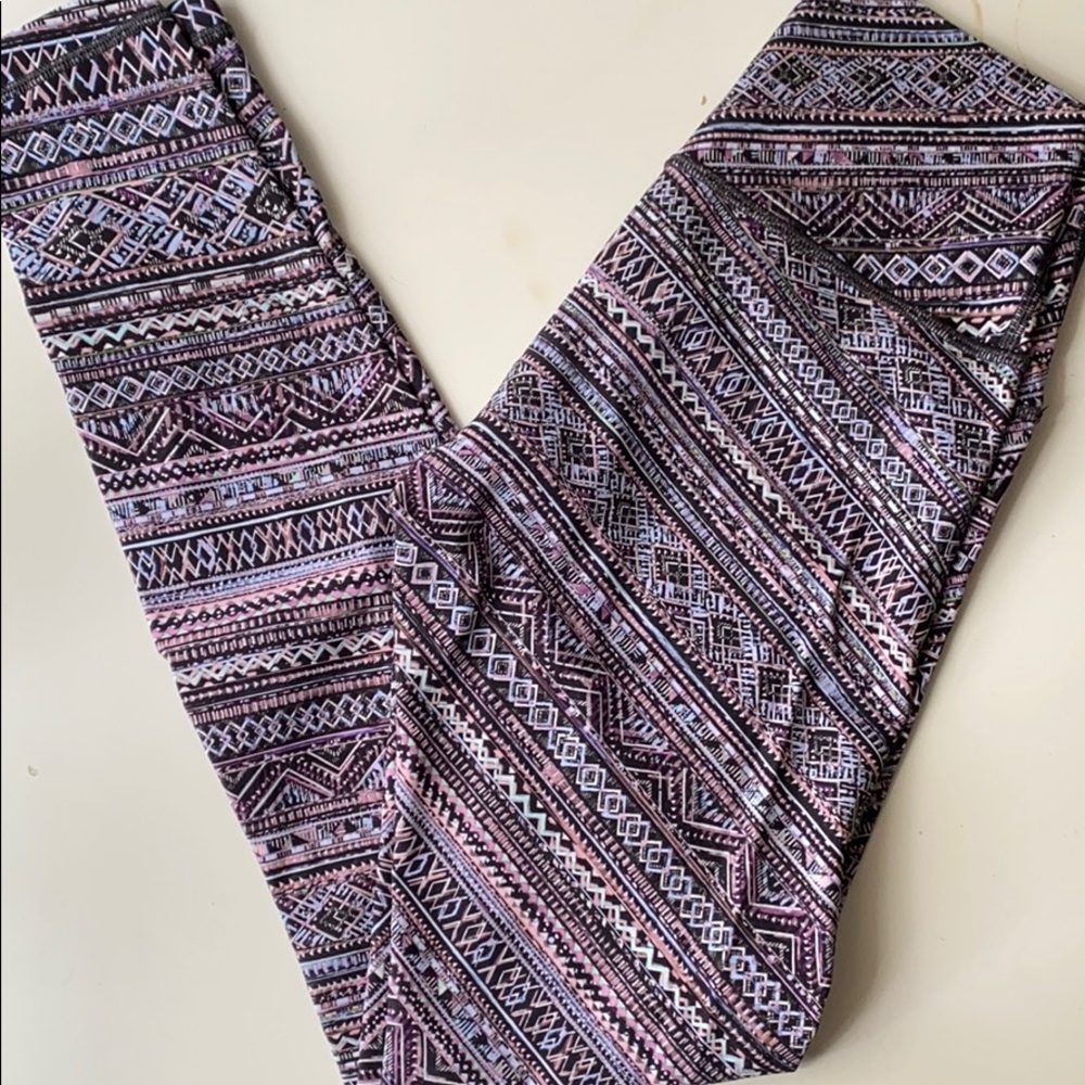 Rare Lululemon Wunder Under Pant Aztec size 4
